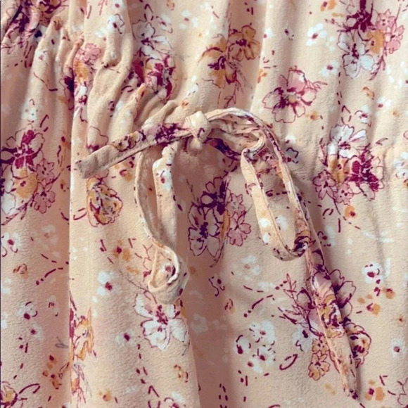 Sanctuary peach dress - Picture 3 of 5